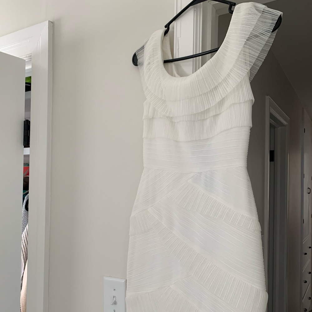 BCBG white dress size 0